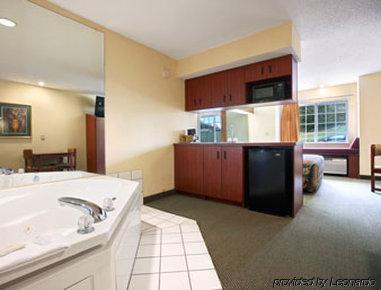 Hotel Microtel & By Wyndham